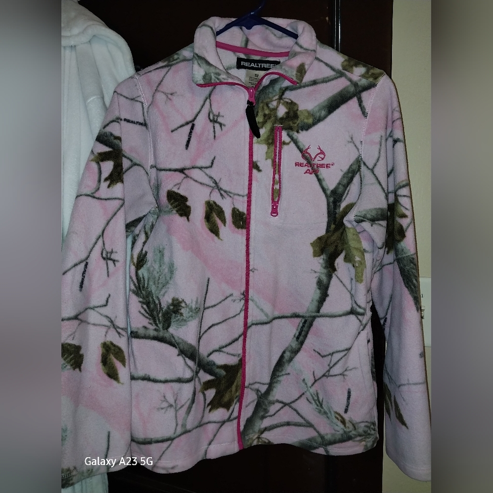 Women's Realtree Zip Up Hoodie